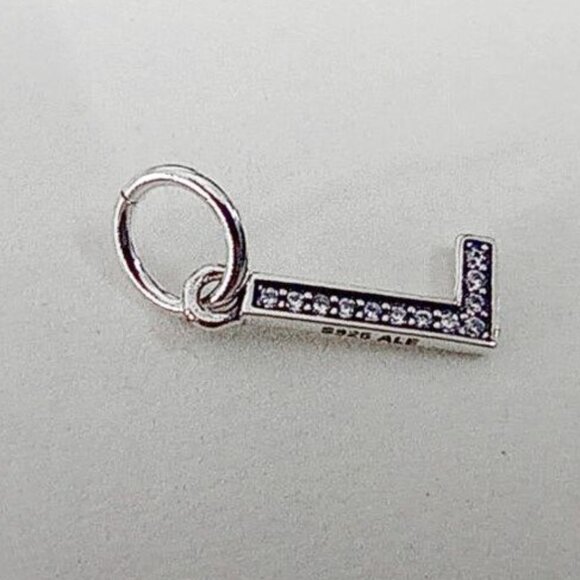 CLEARANCE!!   Pandora Initial L Dangling Charm - Picture 2 of 2